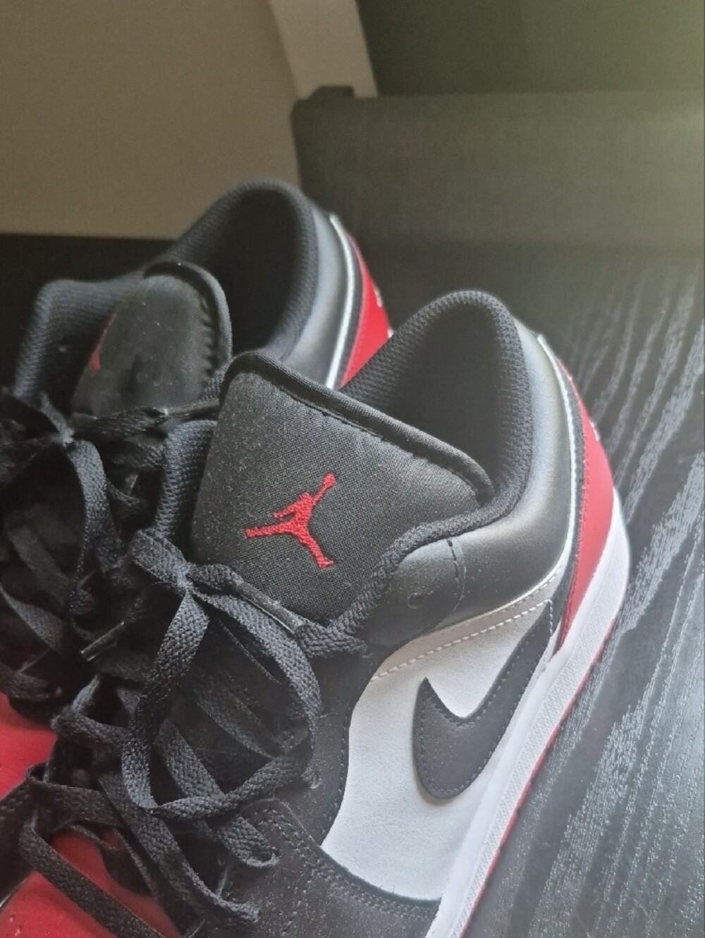 Nike Men's Low-Top Sneakers - Black, Red & White - Picture 2 of 8
